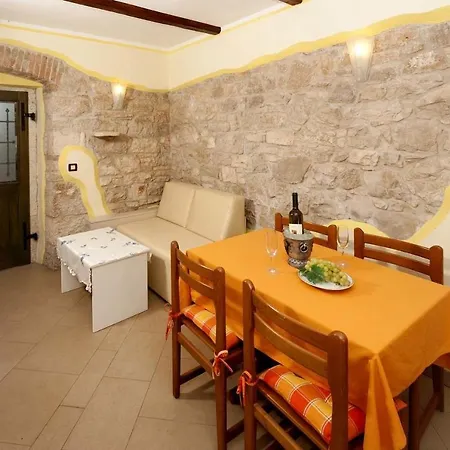 Marino Apartment *